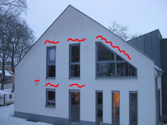 BAU.DE / BAU-Forum: 1. Bild zu Antwort "und das nächste Foto! ..." auf die Frage "Feuchter Außenputz" im BAU-Forum "Außenwände und Fassaden"