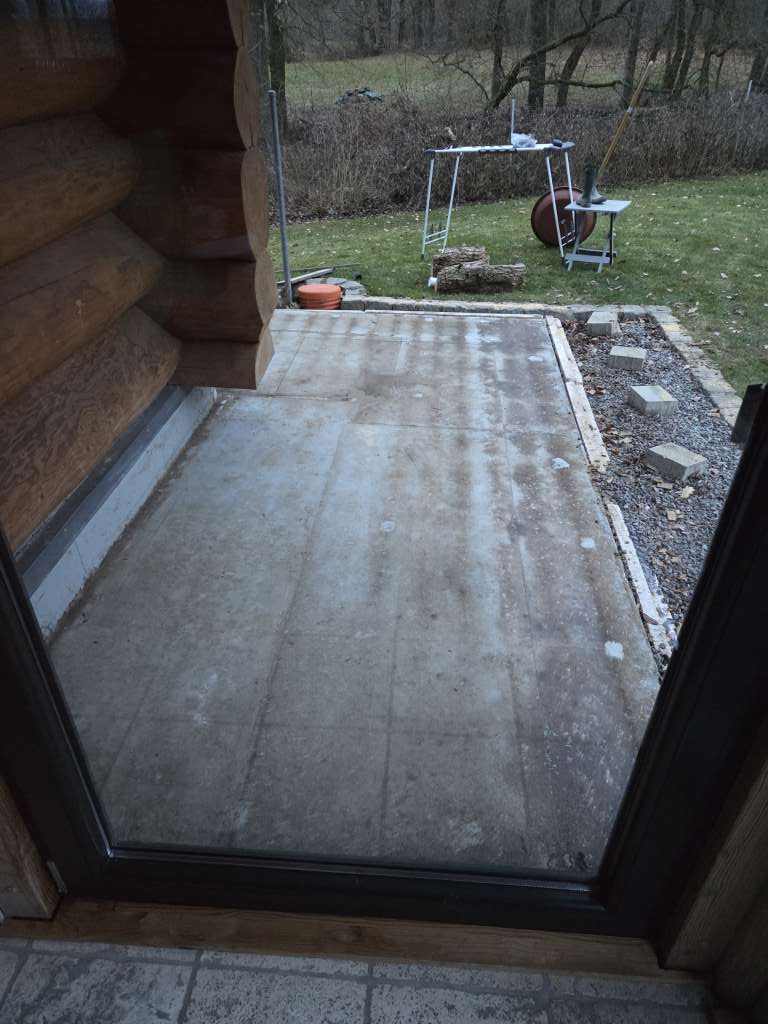 BAU.DE / BAU-Forum: 3. Bild zu Frage "Terrasse auf Garagendach: Leichter & pflegeleichter Aufbau bis 18 cm gesucht" im BAU-Forum "Balkon und Terrasse" BAU.DE / BAU-Forum: 3. Bild zu Frage "Terrasse auf Garagendach: Leichter & pflegeleichter Aufbau bis 18 cm gesucht" im BAU-Forum "Balkon und Terrasse"