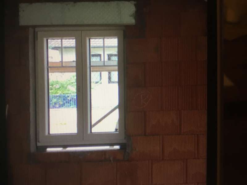 BAU.DE / Forum: 5. Bild zu Frage "Toleranz Fenstereinbau " im Forum "Fenster und Außentüren"