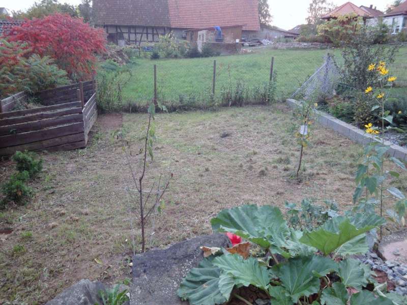 BAU.DE / BAU-Forum: 1. Bild zu Frage "Boden für Gartenhäuschen bearbeiten" im BAU-Forum "Rund um den Garten"