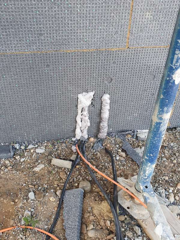 Bild zum BAU-Forumsbeitrag: Mauerdurchbruch für Elektroinstallation zur Garage - mehrere Fragen dazu im Forum Installation: Elektro, Gas, Wasser, Fernwärme etc.