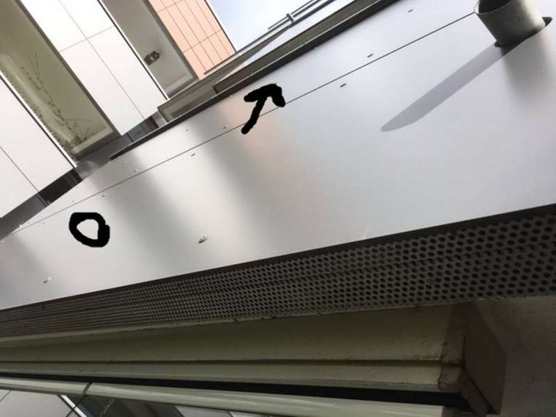 BAU.DE / BAU-Forum: 1. Bild zu Frage "Wrasenabzug durch vorgehängte hinterlüftete Fassade möglich oder unmöglich" im BAU-Forum "Lüftung"
