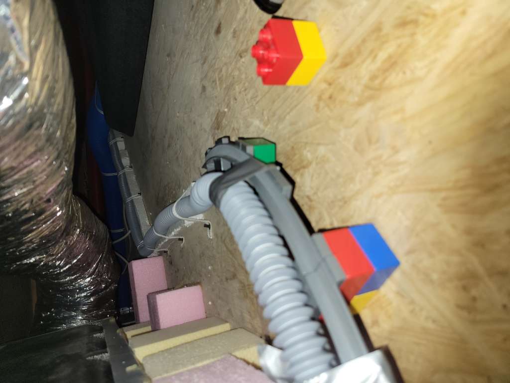 BAU.DE / BAU-Forum: 3. Bild zu Antwort "Bilder zum besseren Verständnis Siphon" auf die Frage "Geht das als Siphon durch" im BAU-Forum "Modernisierung / Sanierung / Bauschäden"