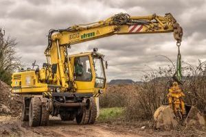 Baustelle auf dem Grundstück: Woran müssen Bauherren denken? - Bild: Peter H auf Pixabay