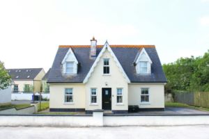 Immobilienmakler vs. Privatverkauf: Vor- und Nachteile - Bild: Dhruv Saran Mehra / Unsplash