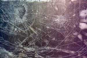 Wertvolle Einrichtung im Eigenheim absichern - Bild: Daniel Kirsch / Pixabay