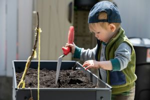Selbst Hand anlegen beim Hausbau - So sparen Heimwerker Zeit und Geld! - Bild: Christopher Luther / Unsplash