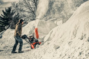 Winterzubehör für die Pflege Ihres Grundstücks: Nützliche Werkzeuge und Gadgets - Bild: Todd Trapani / Unsplash