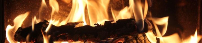 Moderne Holzfeuerstätten (Kachelofen, Heizkamin, Kaminofen etc.) für nachhaltige Entspannung