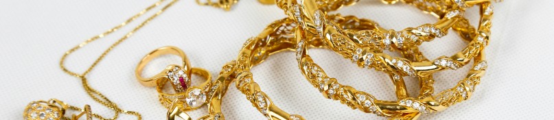Baufinanzierung - Geld aus geerbtem Schmuck: Eine unerwartete Quelle für Ihre Baufinanzierung entdecken