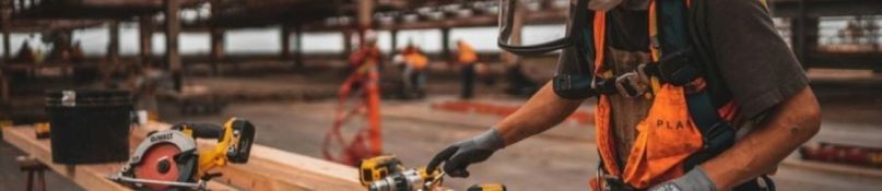 Baustelle auf dem Grundstück: Woran müssen Bauherren denken?